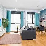 -Malagasunapts- Modern Citycentre Pool&Parking