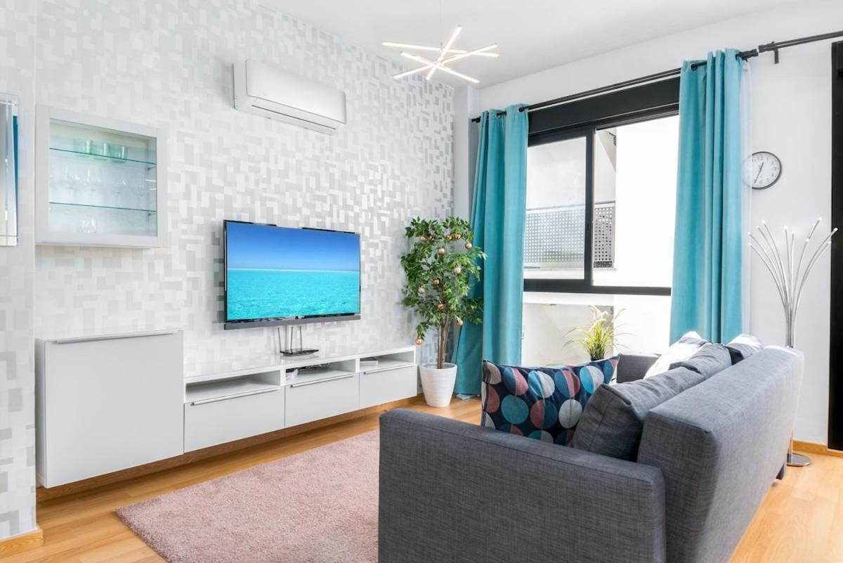 -malagasunapts- Modern Citycentre Pool&parking *