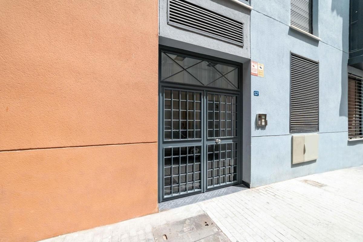 -malagasunapts- Modern Citycentre Pool&parking *